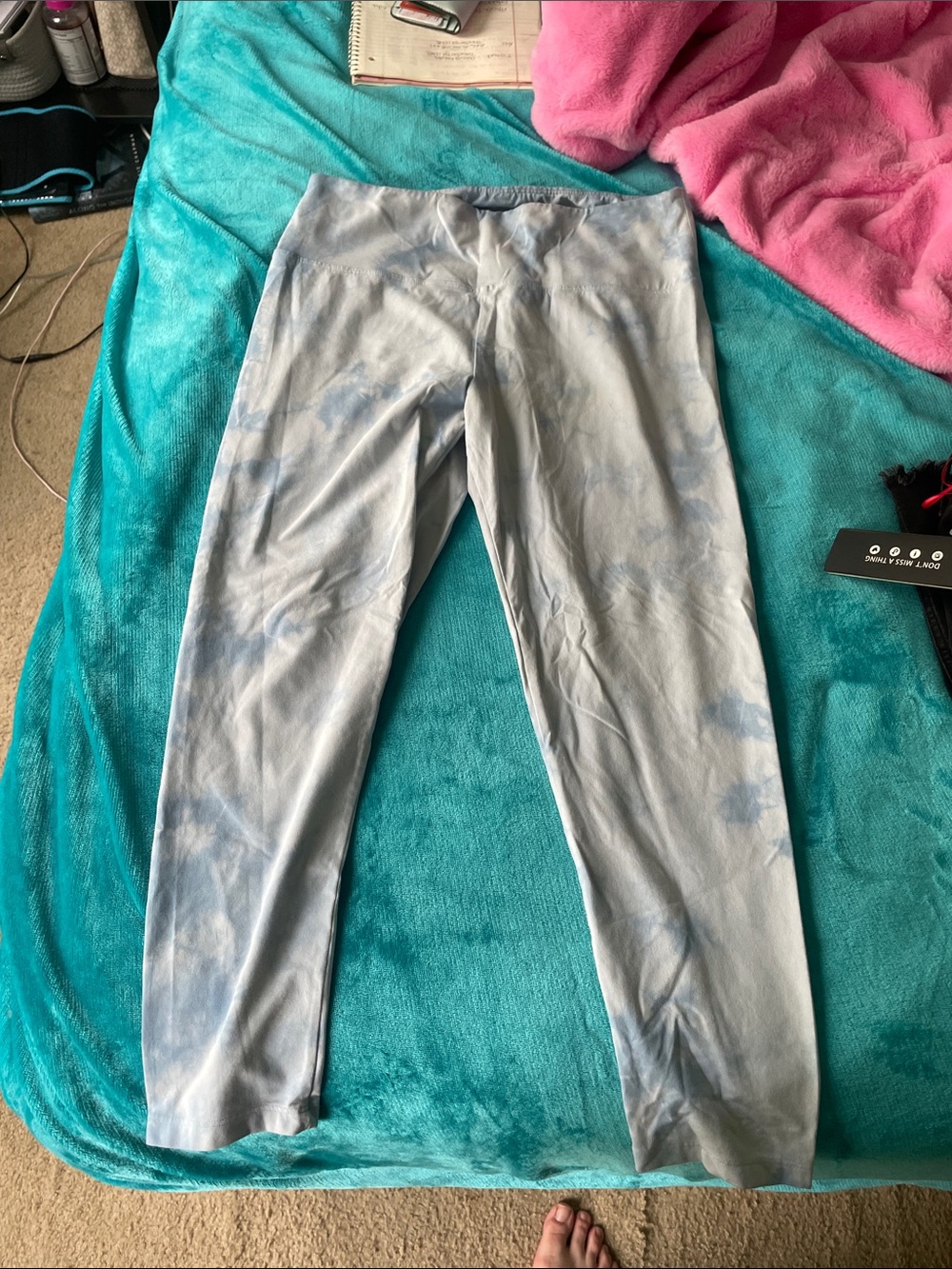 PINK Victoria's Secret Light Blue Tie-Dye Men’s Joggers